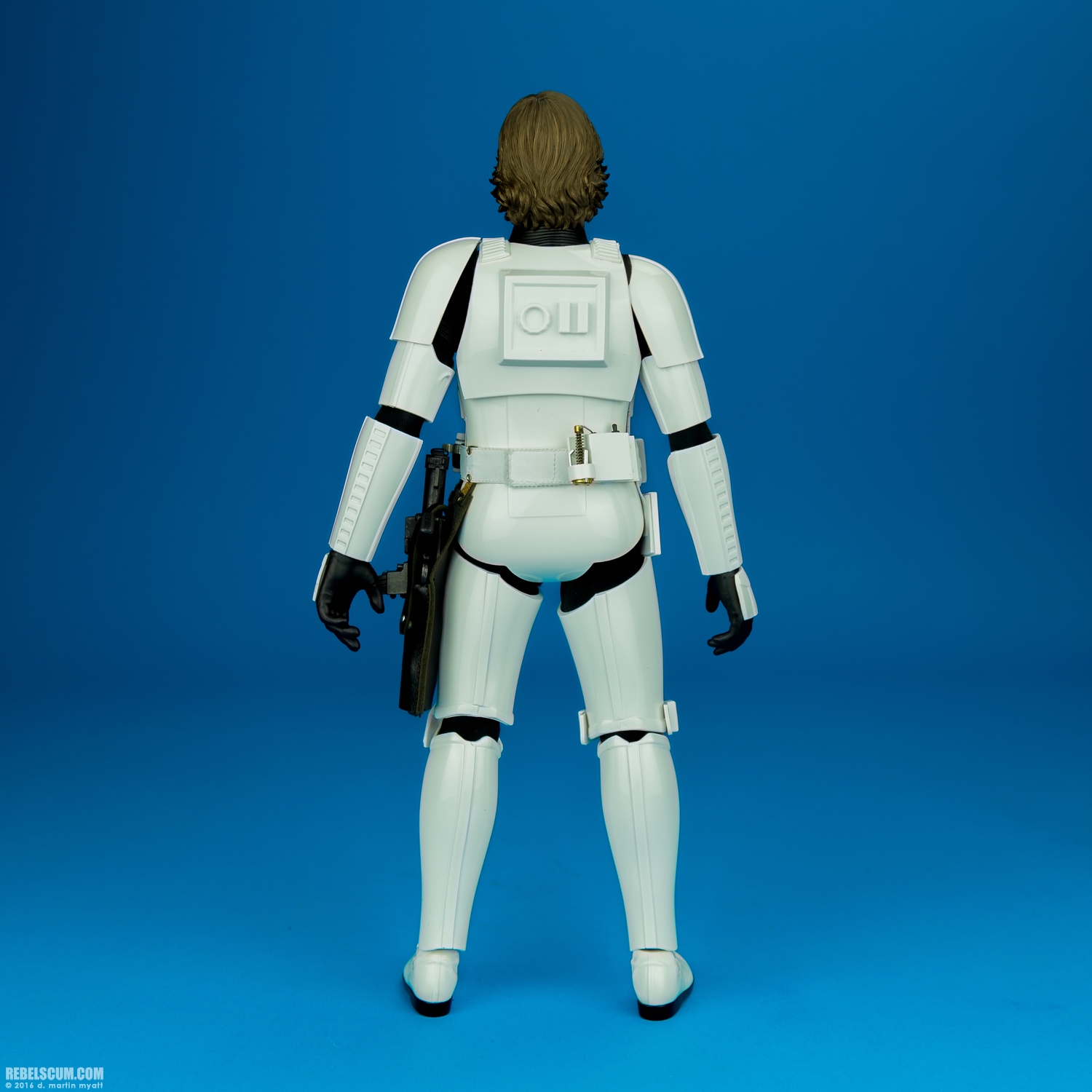 Hot-Toys-MMS304-Luke-Skywalker-Stromtrooper-Disguise-Version-004.jpg
