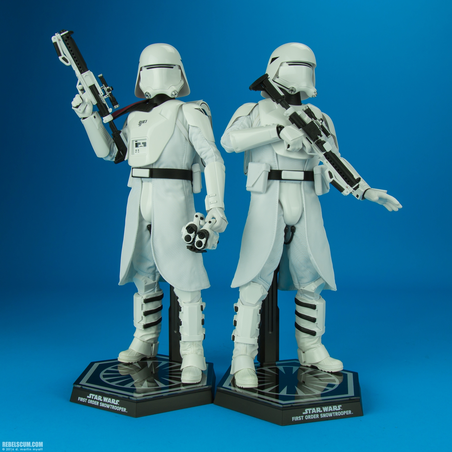 Hot-Toys-MMS323-First-Order-Snowtroopers-Set-023.jpg