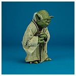 Hot-Toys-MMS369-Yoda-Movie-Masterpiece-Series-002.jpg
