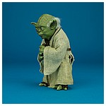 Hot-Toys-MMS369-Yoda-Movie-Masterpiece-Series-003.jpg
