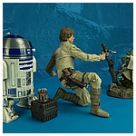 Hot-Toys-MMS369-Yoda-Movie-Masterpiece-Series-015.jpg