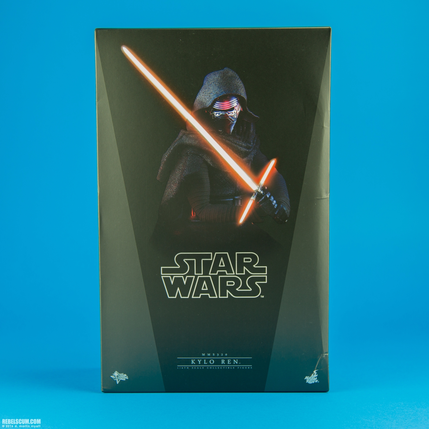 Kylo-Ren-MMS320-Hot-Toys-The-Force-Awakens-020.jpg