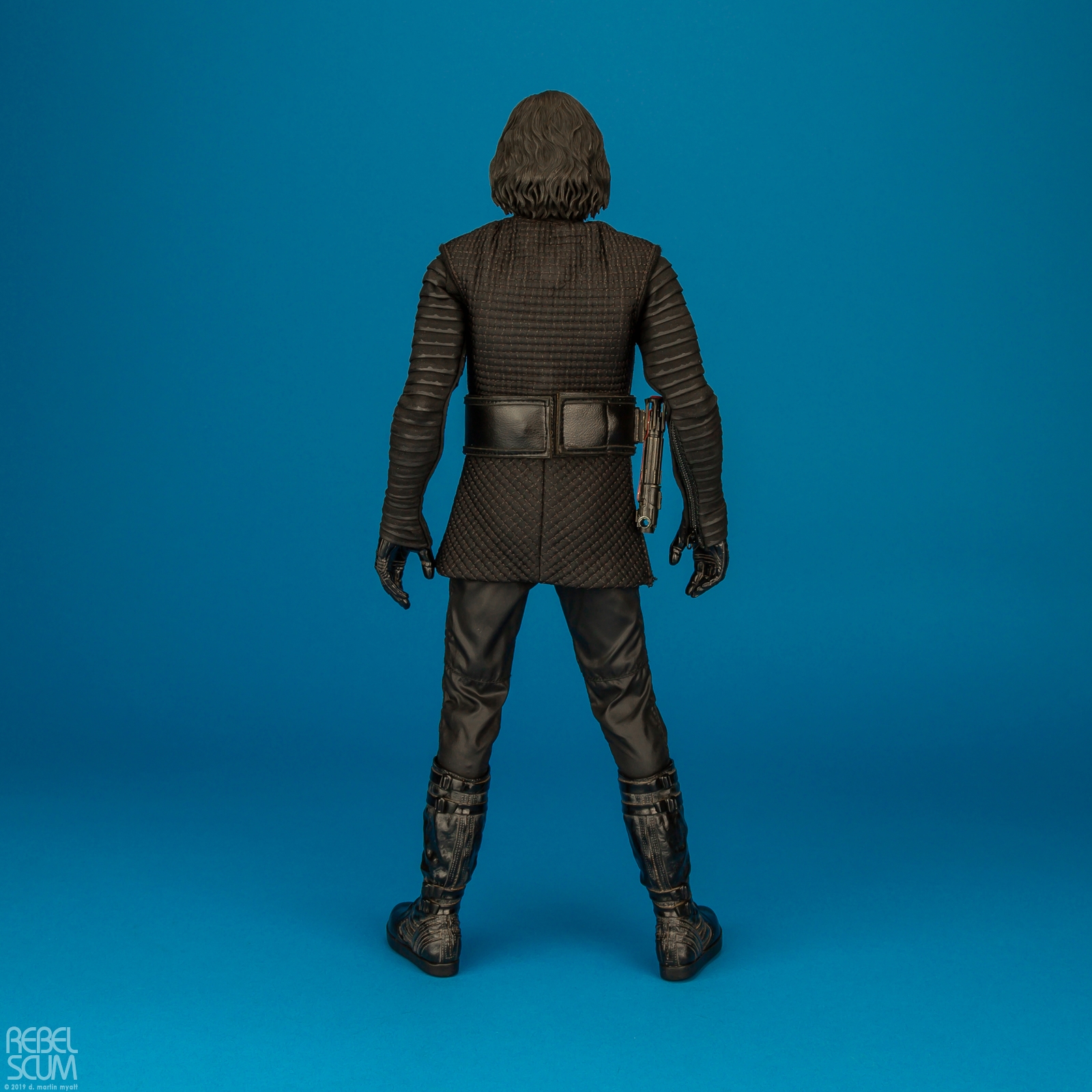 Kylo-Ren-MMS438-Star-Wars-The-Last-Jedi-Hot-Toys-012.jpg