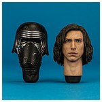 Kylo-Ren-MMS438-Star-Wars-The-Last-Jedi-Hot-Toys-013.jpg