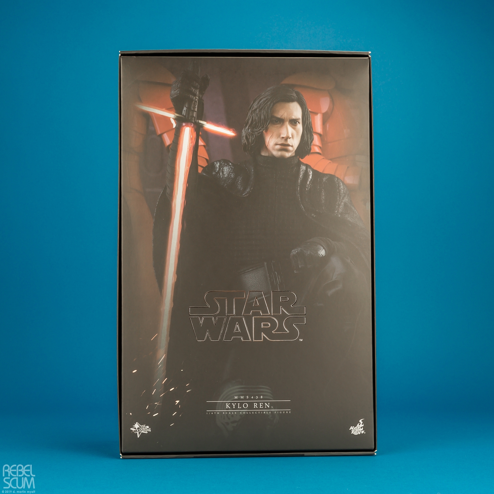 Kylo-Ren-MMS438-Star-Wars-The-Last-Jedi-Hot-Toys-038.jpg