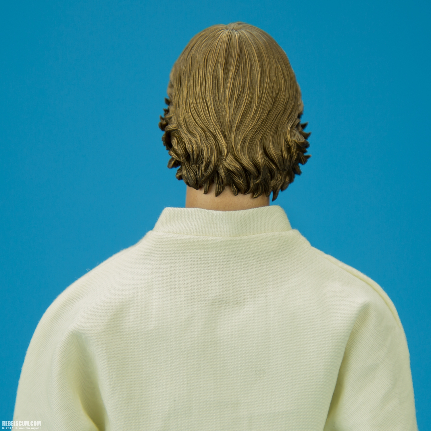 Luke-Skywalker-MMS297-Hot-Toys-Star-Wars-A-New-Hope-024.jpg