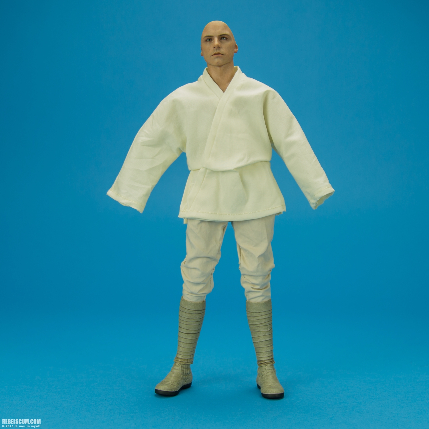 Luke-Skywalker-MMS297-Hot-Toys-Star-Wars-A-New-Hope-025.jpg