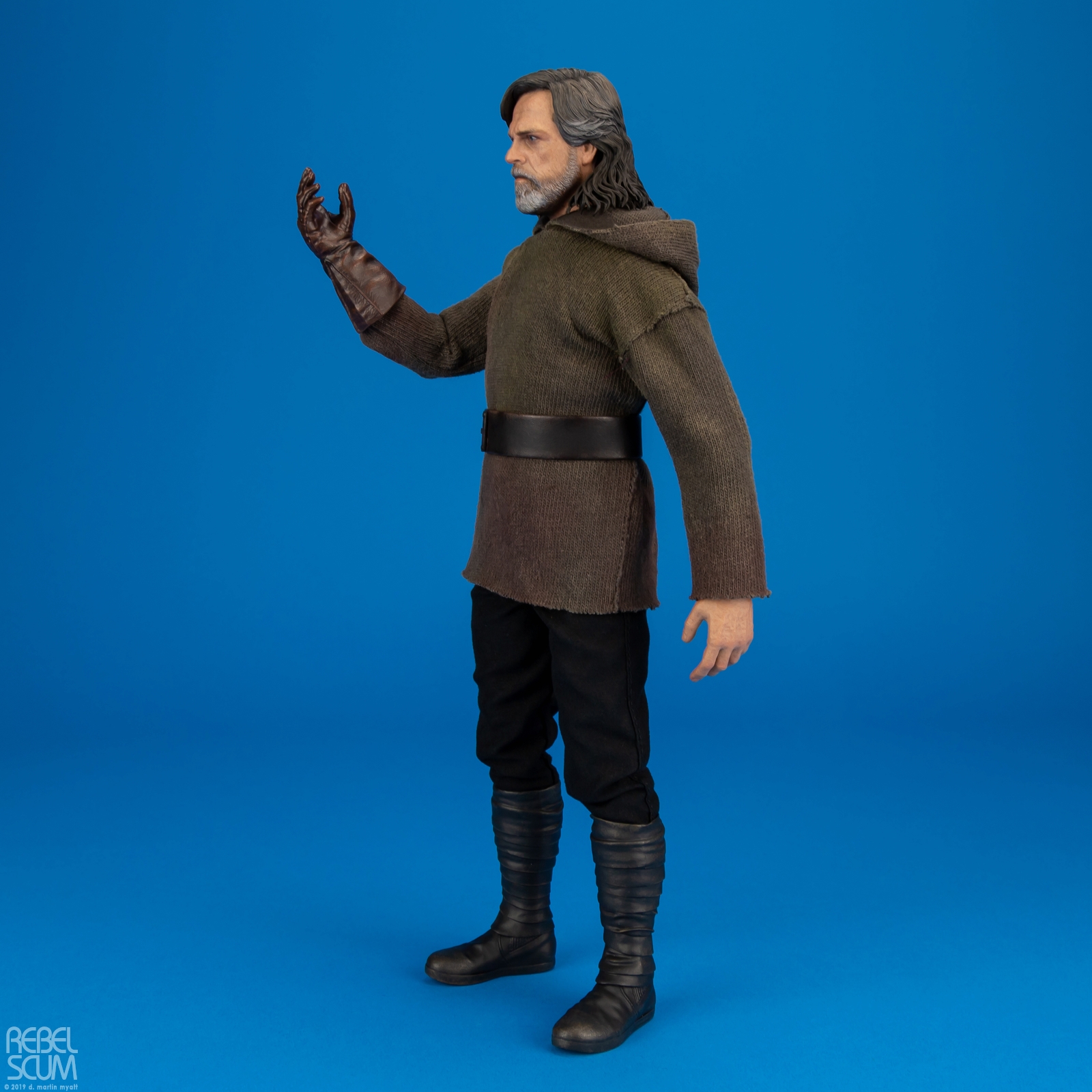 Luke-Skywalker-MMS458-Deluxe-Hot-Toys-Star-Wars-003.jpg