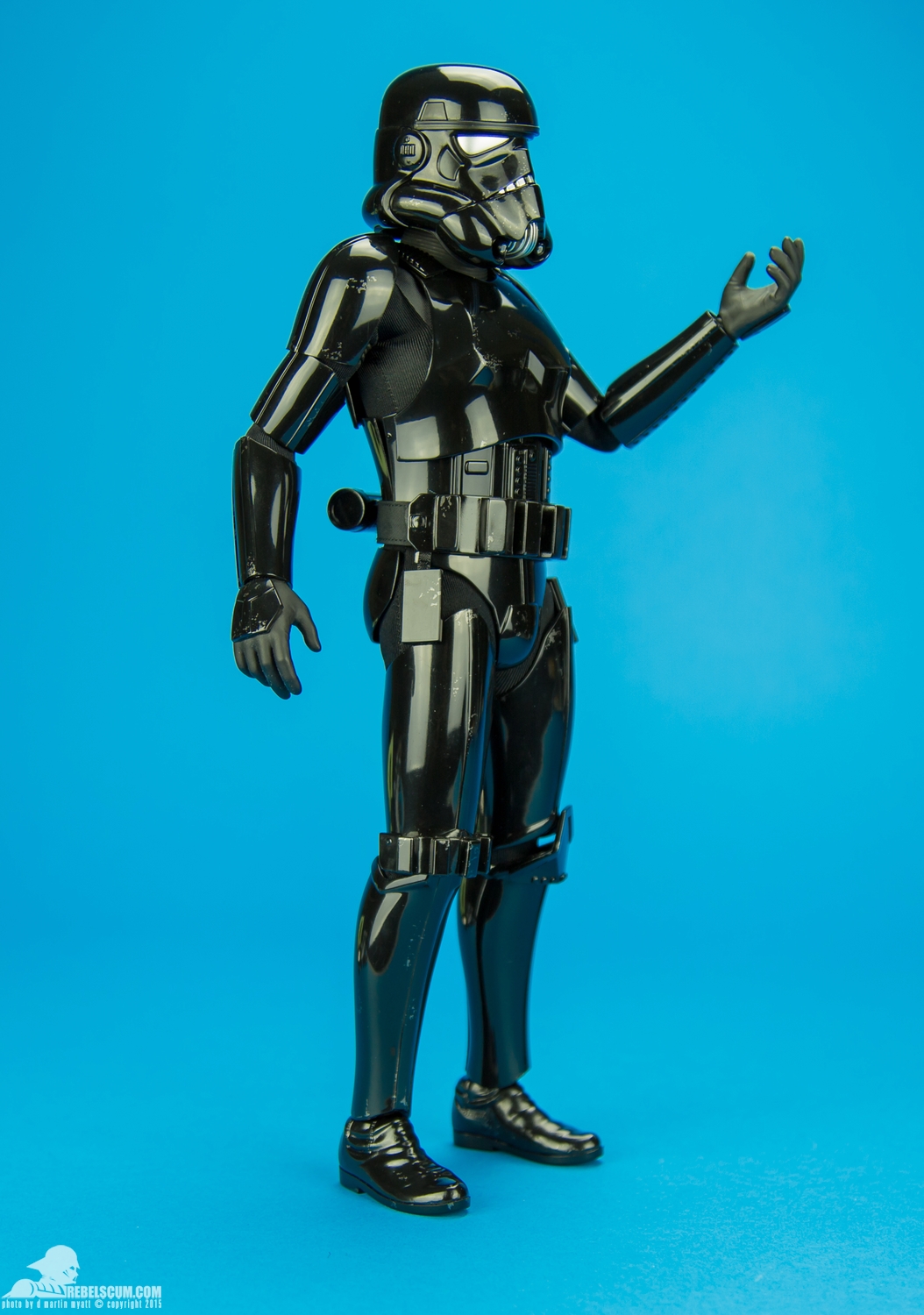 MMS271-Shadow-trooper-Hot-Toys-Star-Wars-figure-002.jpg