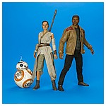 MMS337-Rey-BB-8-The-Force-Awakens-Hot-Toys-038.jpg