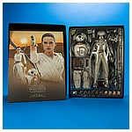 MMS337-Rey-BB-8-The-Force-Awakens-Hot-Toys-057.jpg