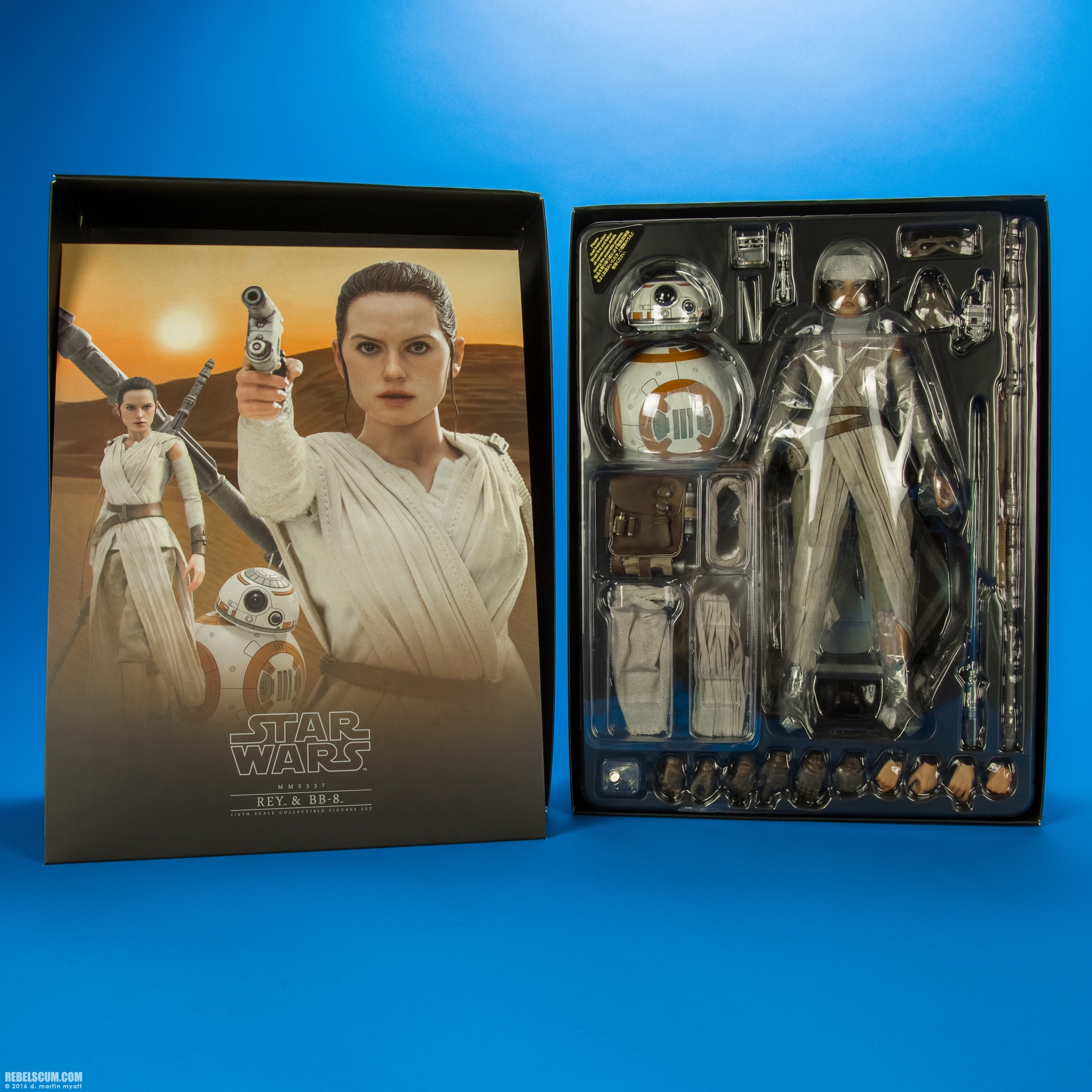 MMS337-Rey-BB-8-The-Force-Awakens-Hot-Toys-057.jpg