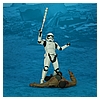 MMS346-Finn-First-Order-Riot-control-Stormtrooper-Hot-Toys-047.jpg