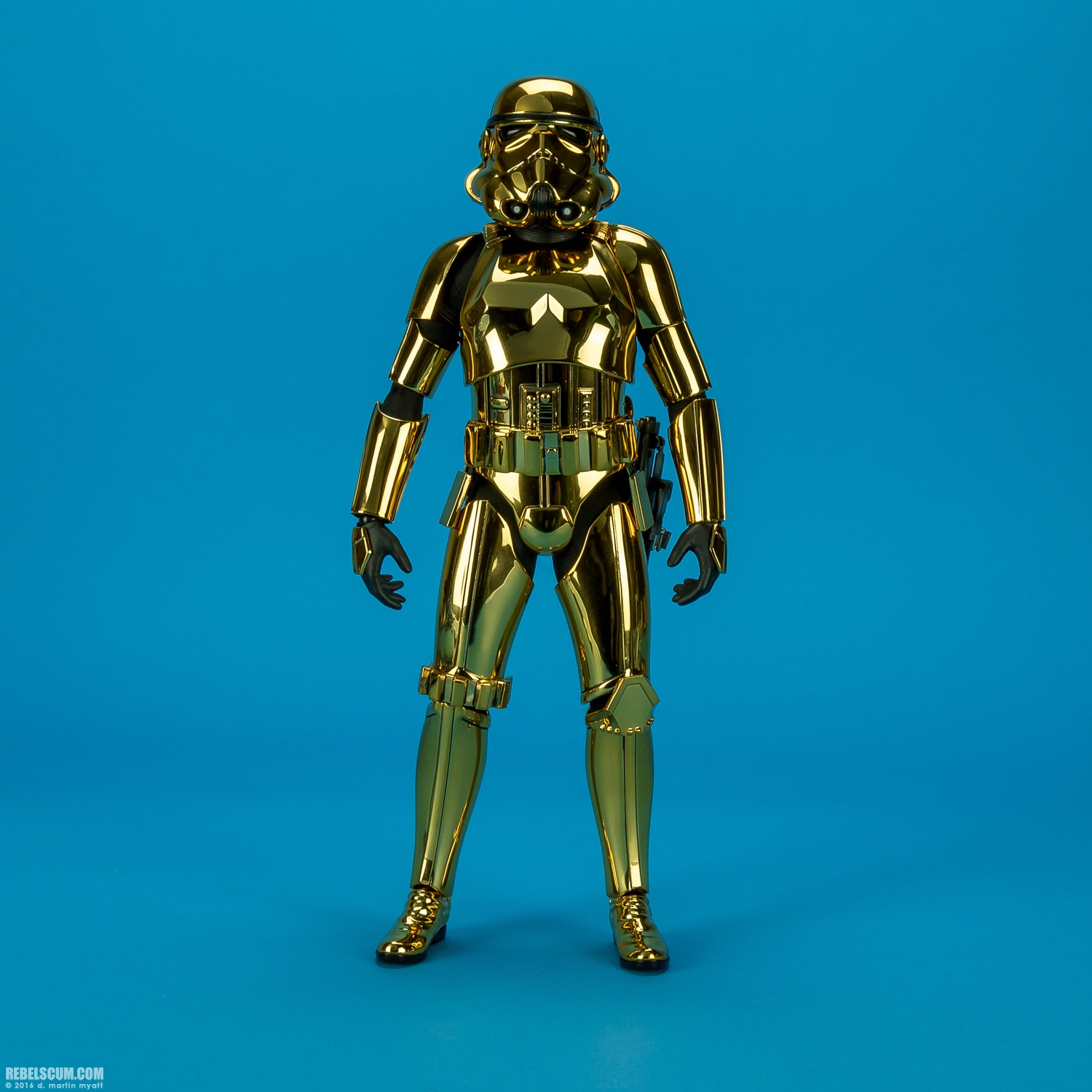 MMS364-Stormtrooper-Gold-Chrome-Version-Hot-Toys-001.jpg