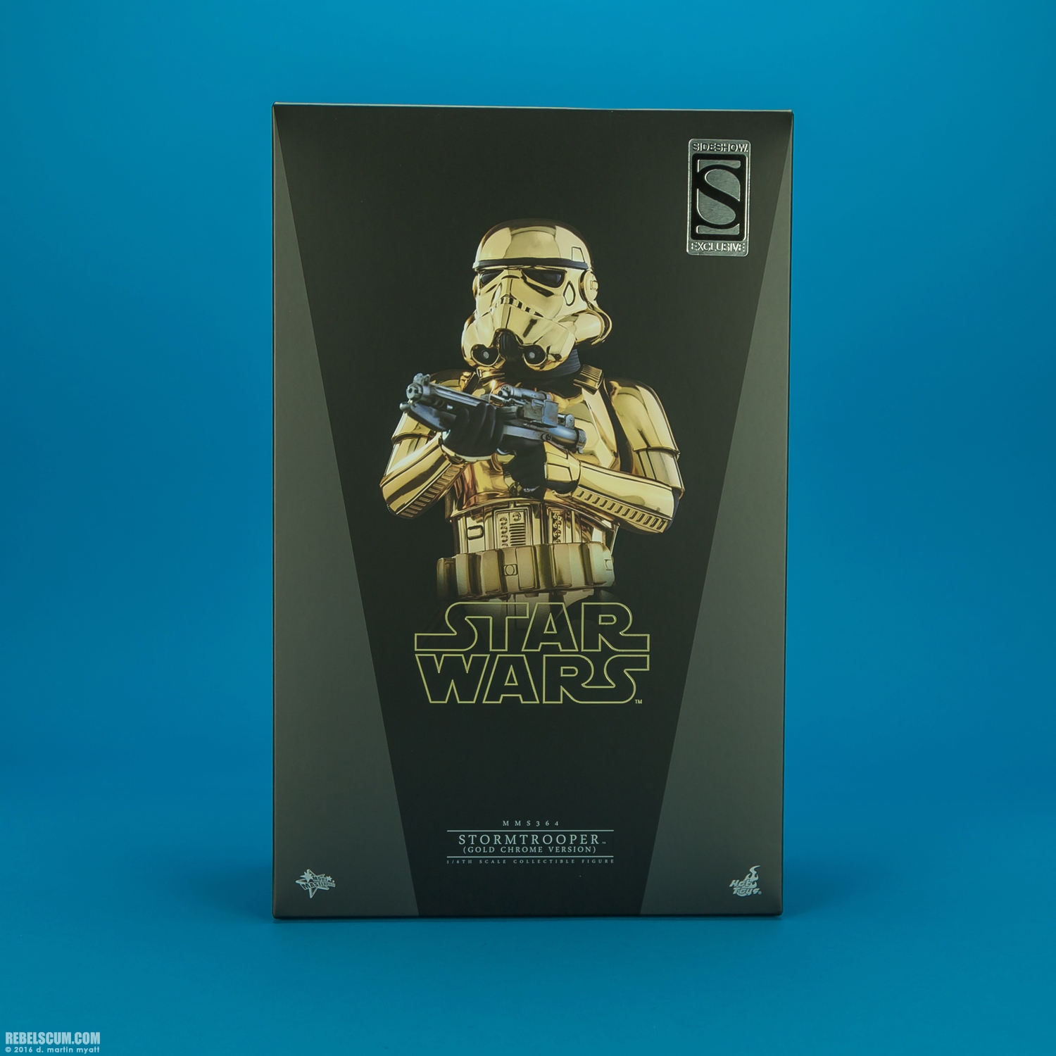 MMS364-Stormtrooper-Gold-Chrome-Version-Hot-Toys-012.jpg