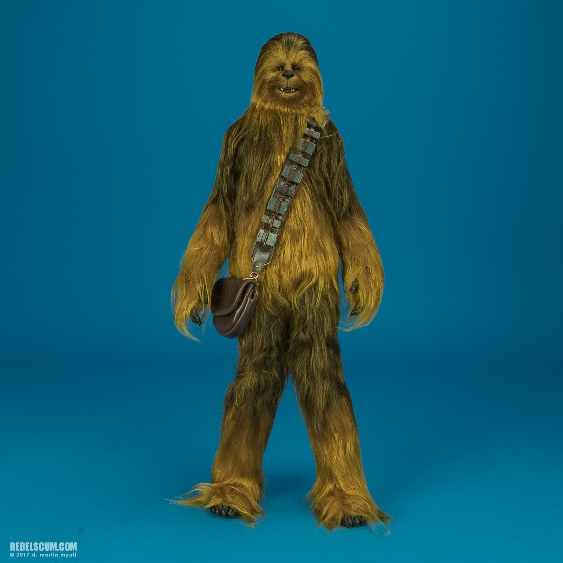 MMS376-Han-Solo-Chewbacca-The-Force-Awakens-Hot-Toys-013.jpg
