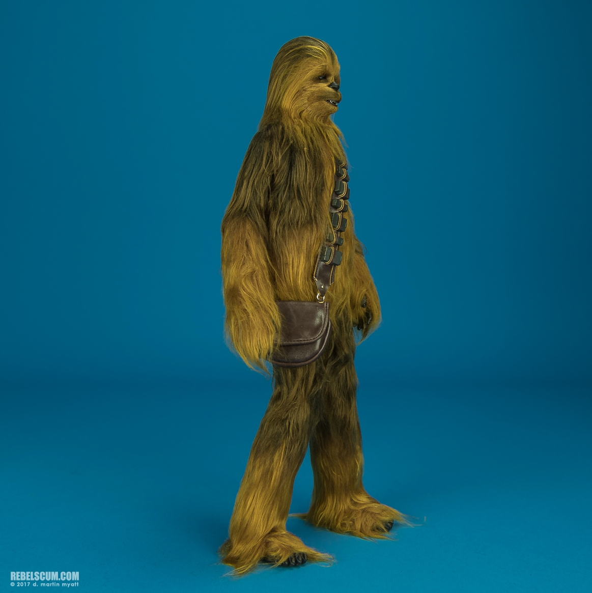 MMS376-Han-Solo-Chewbacca-The-Force-Awakens-Hot-Toys-014.jpg