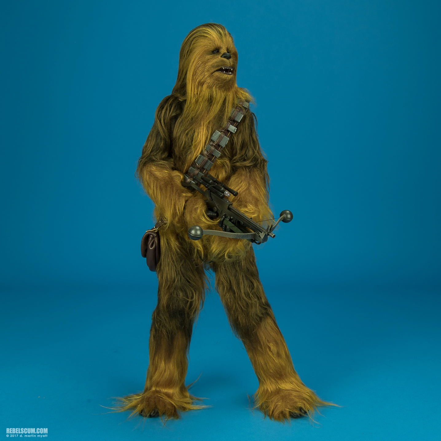 MMS376-Han-Solo-Chewbacca-The-Force-Awakens-Hot-Toys-028.jpg