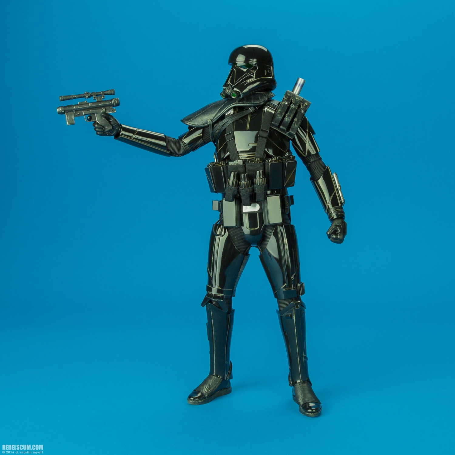 MMS385-Death-Trooper-Specialist-Rogue-One-Hot-Toys-020.jpg