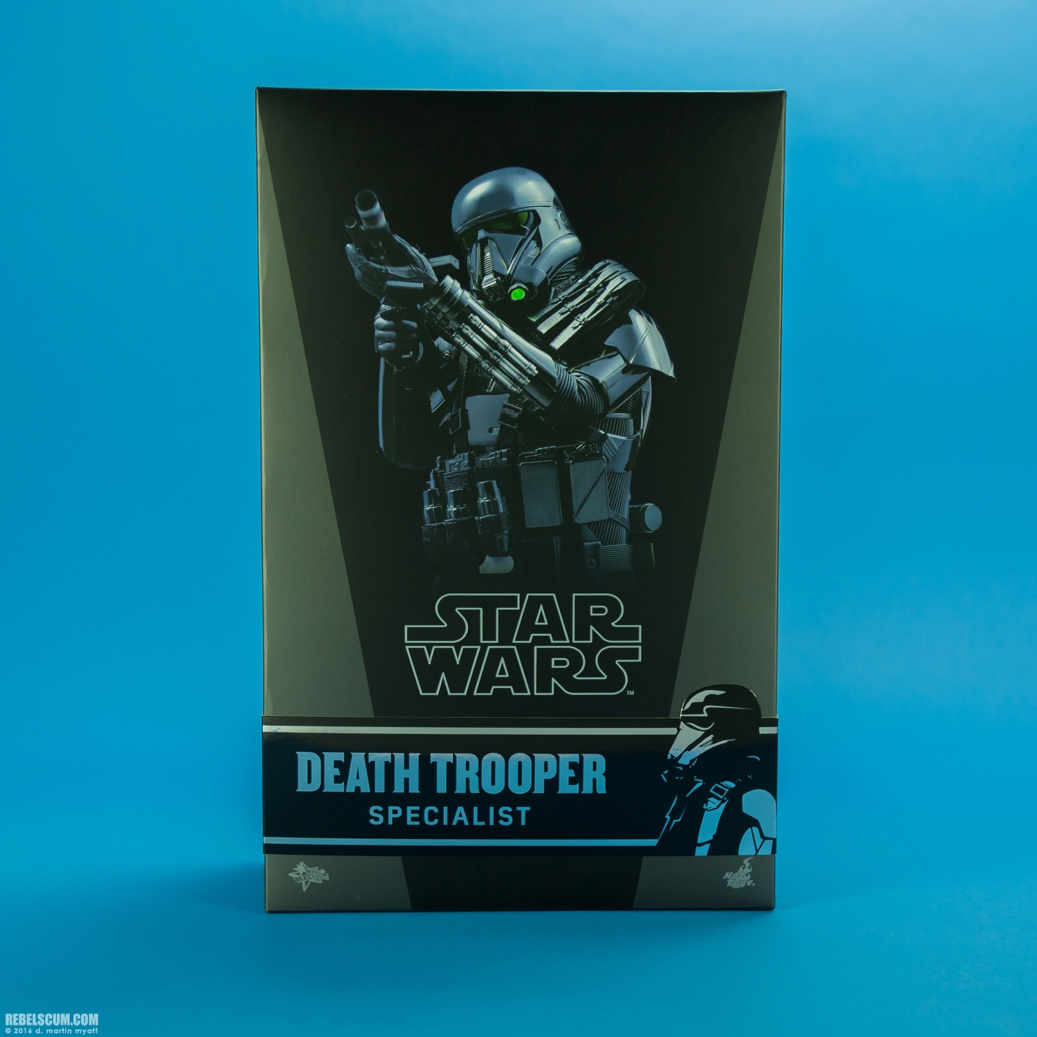 MMS385-Death-Trooper-Specialist-Rogue-One-Hot-Toys-025.jpg