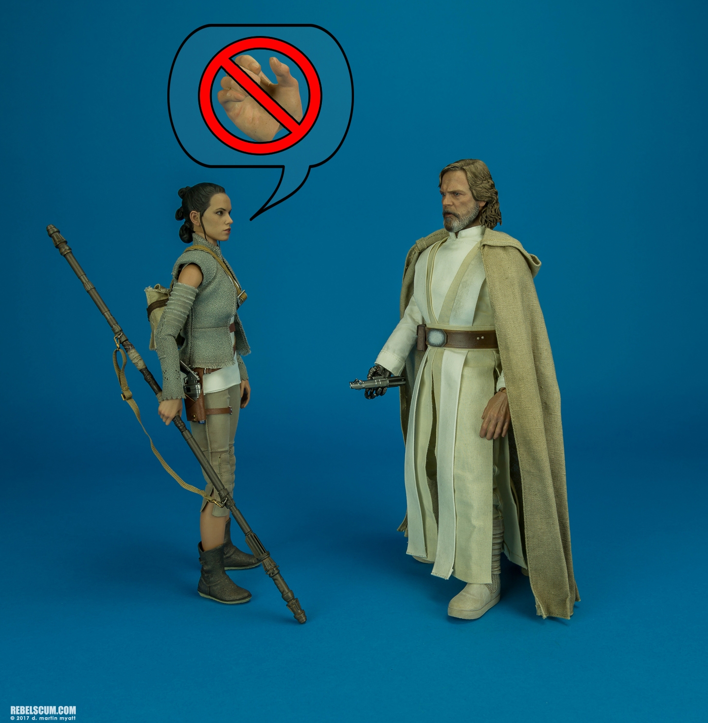 MMS390-Luke-Skywalker-The-Force-Awakens-Hot-Toys-025.jpg