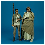 MMS390-Luke-Skywalker-The-Force-Awakens-Hot-Toys-029.jpg