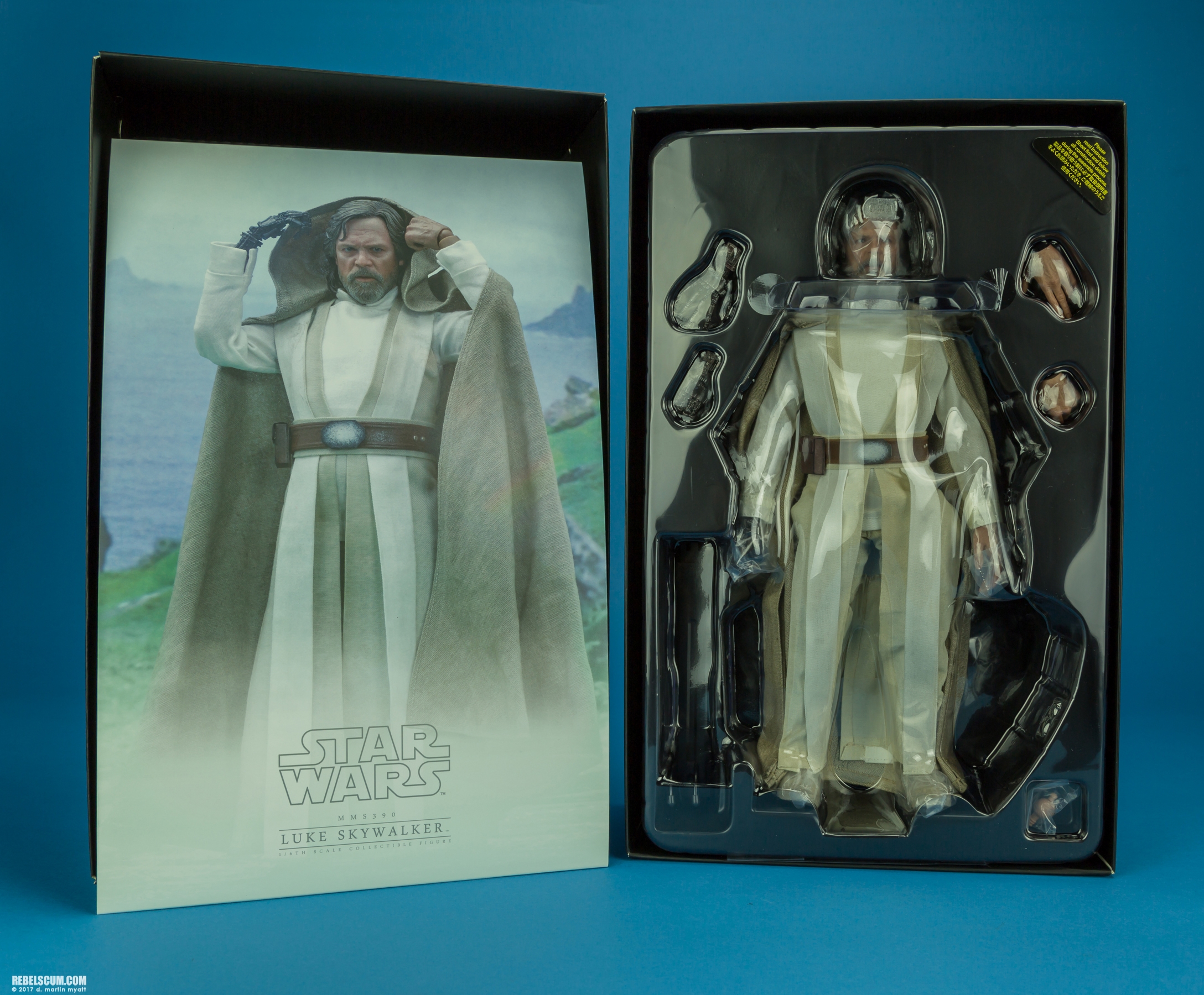 MMS390-Luke-Skywalker-The-Force-Awakens-Hot-Toys-038.jpg