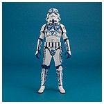 MMS401-Stormtrooper-Porcelain-Pattern-Version-Hot-Toys-001.jpg