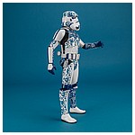 MMS401-Stormtrooper-Porcelain-Pattern-Version-Hot-Toys-002.jpg