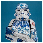 MMS401-Stormtrooper-Porcelain-Pattern-Version-Hot-Toys-005.jpg