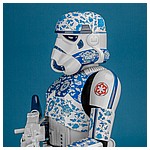 MMS401-Stormtrooper-Porcelain-Pattern-Version-Hot-Toys-007.jpg