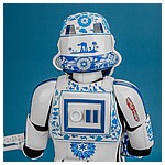 MMS401-Stormtrooper-Porcelain-Pattern-Version-Hot-Toys-008.jpg