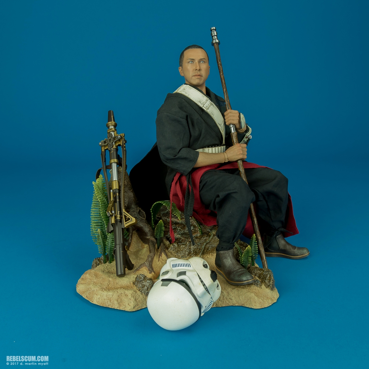 MMS403-Chirrut-Imwe-Star-Wars-Rogue-One-Hot-Toys-025.jpg