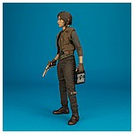 MMS404-Jyn-Erso-Star-Wars-Rogue-One-Hot-Toys-015.jpg