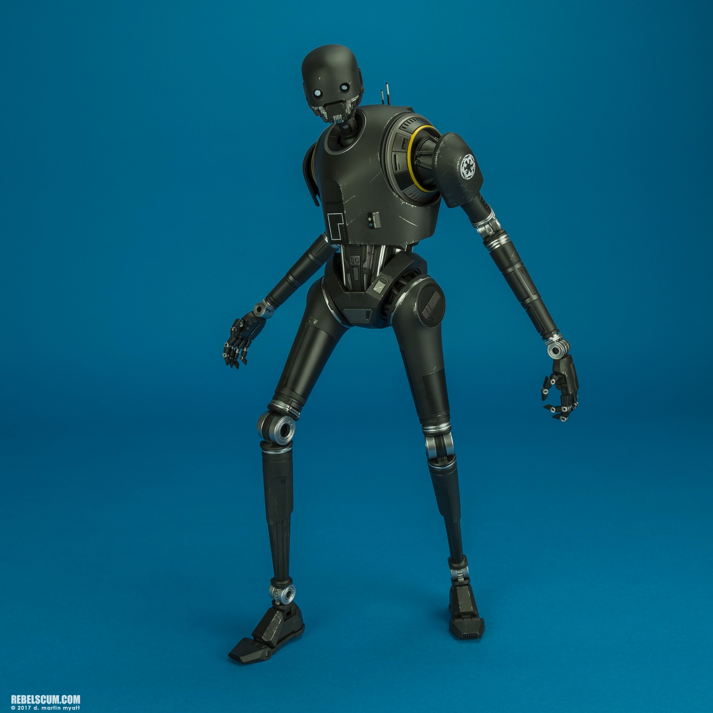 MMS406-K-2SO-Rogue-One-Hot-Toys-Star-Wars-005.jpg