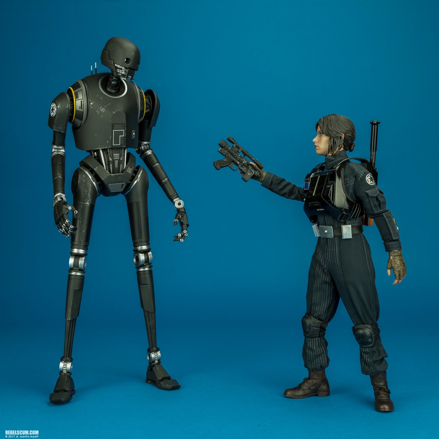 MMS406-K-2SO-Rogue-One-Hot-Toys-Star-Wars-012.jpg