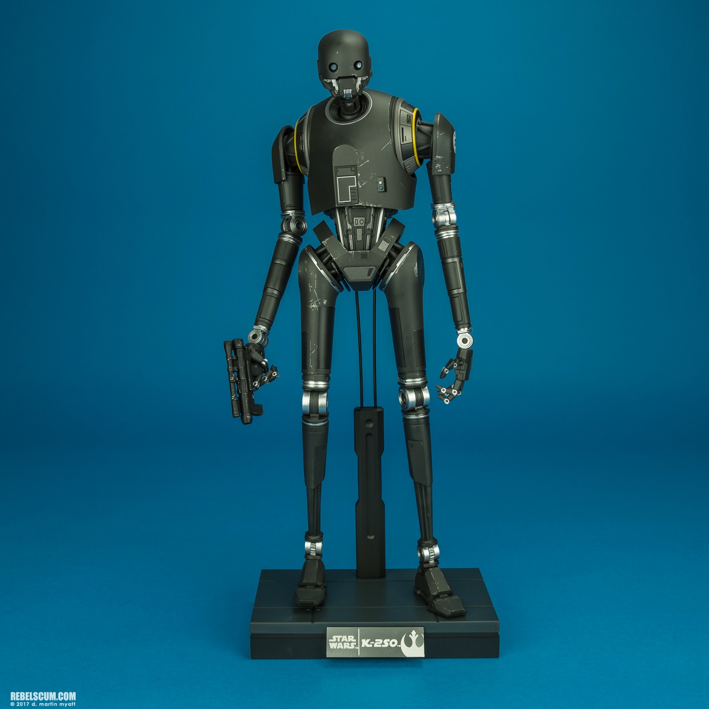 MMS406-K-2SO-Rogue-One-Hot-Toys-Star-Wars-013.jpg