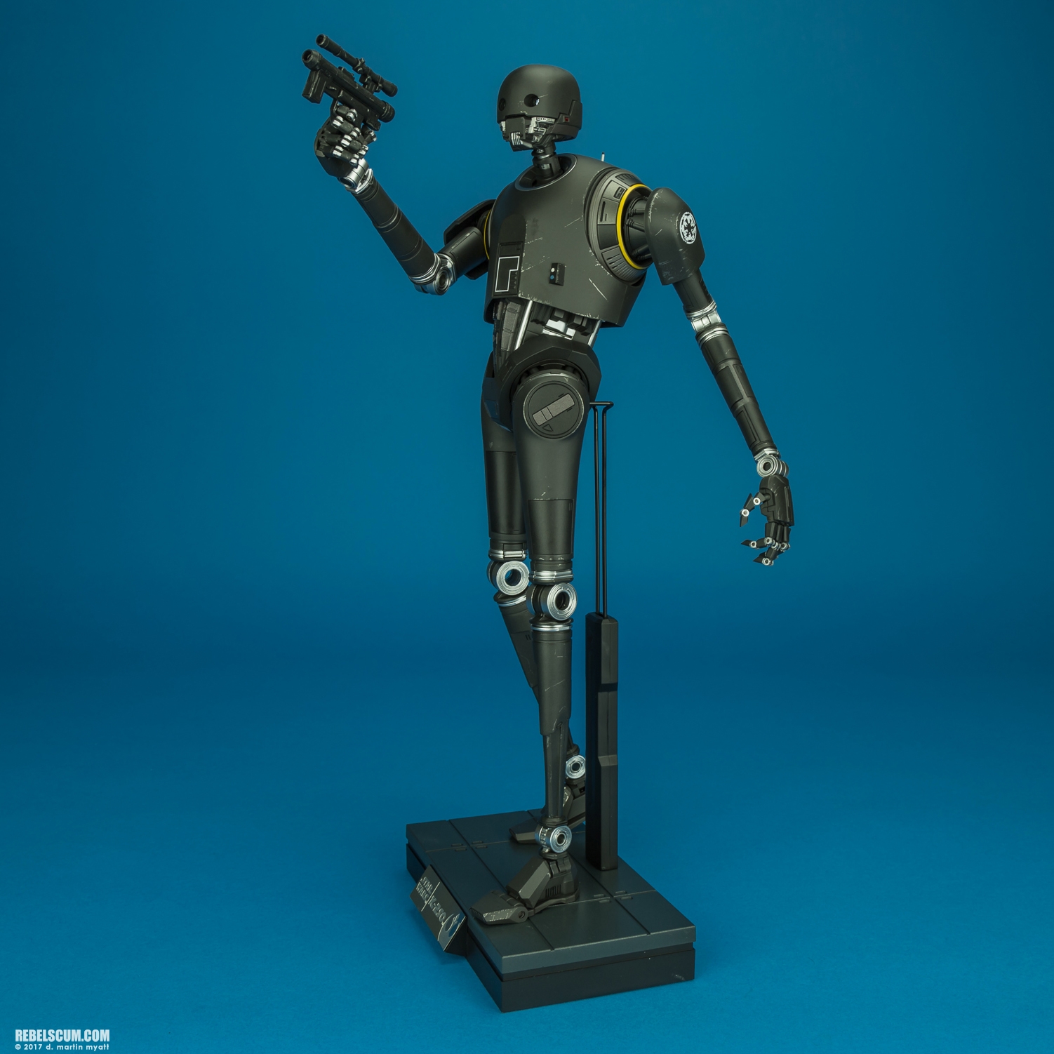 MMS406-K-2SO-Rogue-One-Hot-Toys-Star-Wars-014.jpg