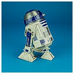 MMS408-R2-D2-The-Force-Awakens-Hot-Toys-002.jpg