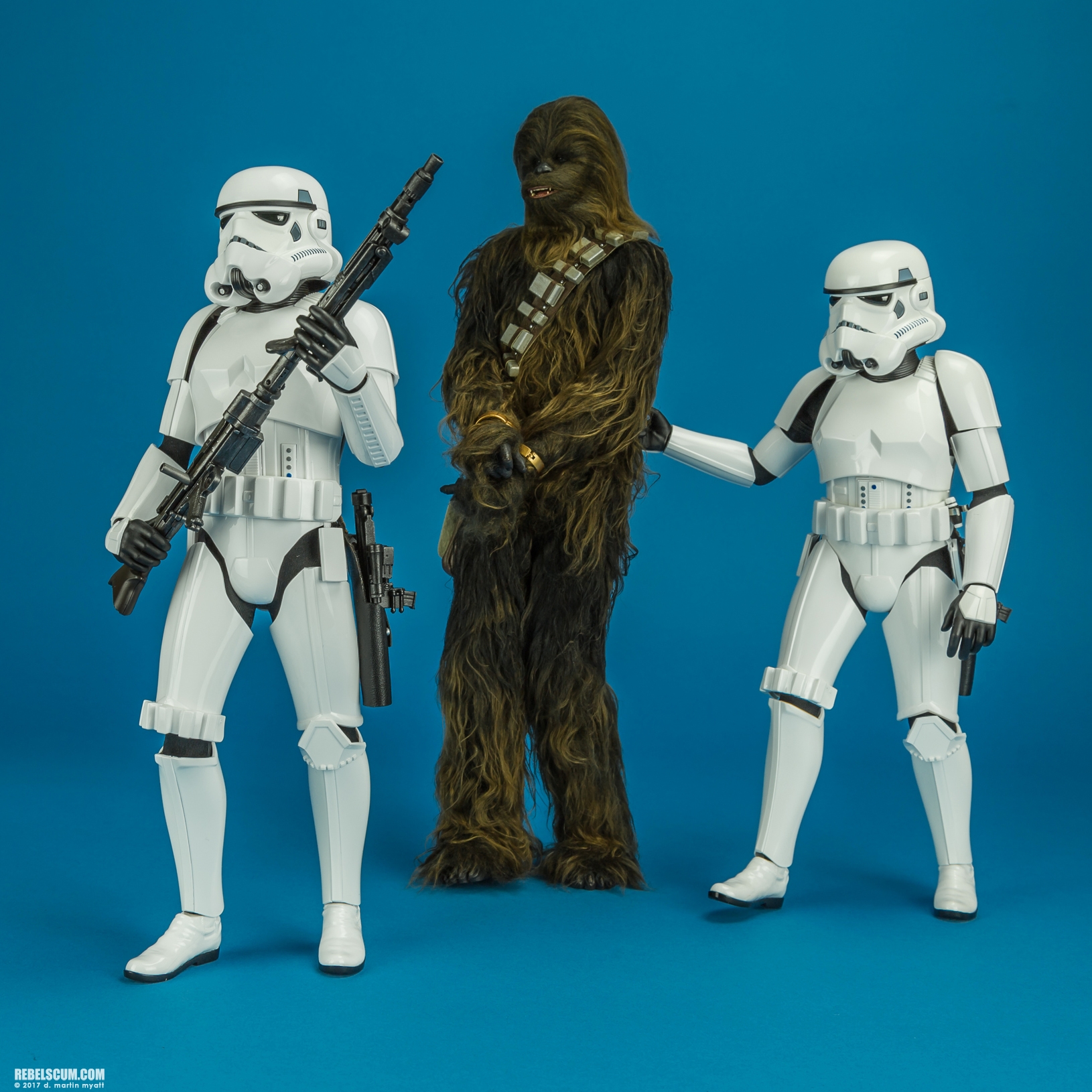 MMS418-Han-Solo-Stormtrooper-Disguise-Hot-Toys-019.jpg