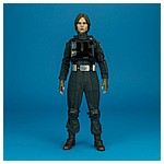MMS419-Jyn-Erso-Imperial-disguise-Rogue-One-Hot-Toys-001.jpg