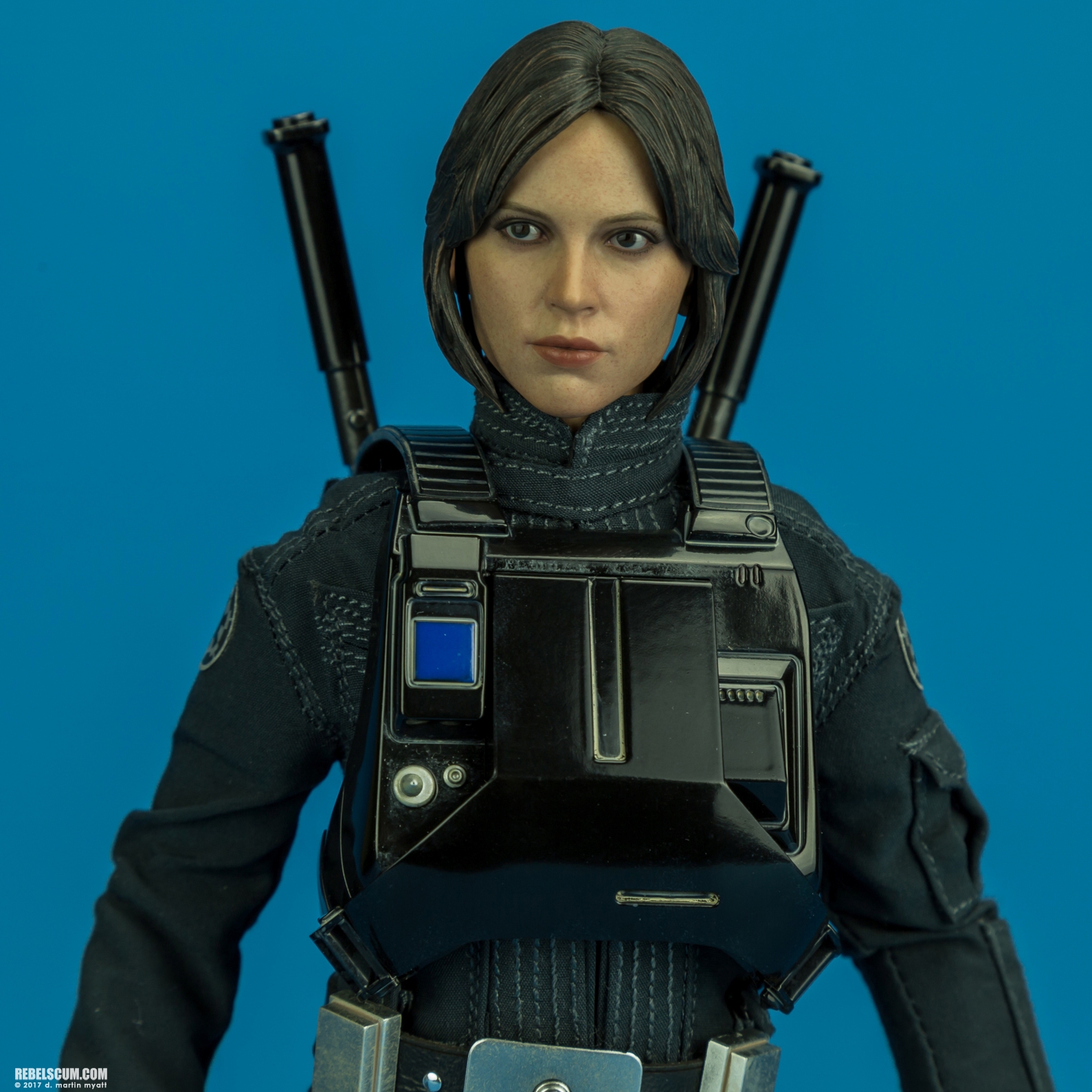 MMS419-Jyn-Erso-Imperial-disguise-Rogue-One-Hot-Toys-019.jpg