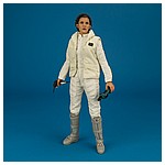 MMS423-Princess-Leia-Organa-Hoth-Hot-Toys-017.jpg