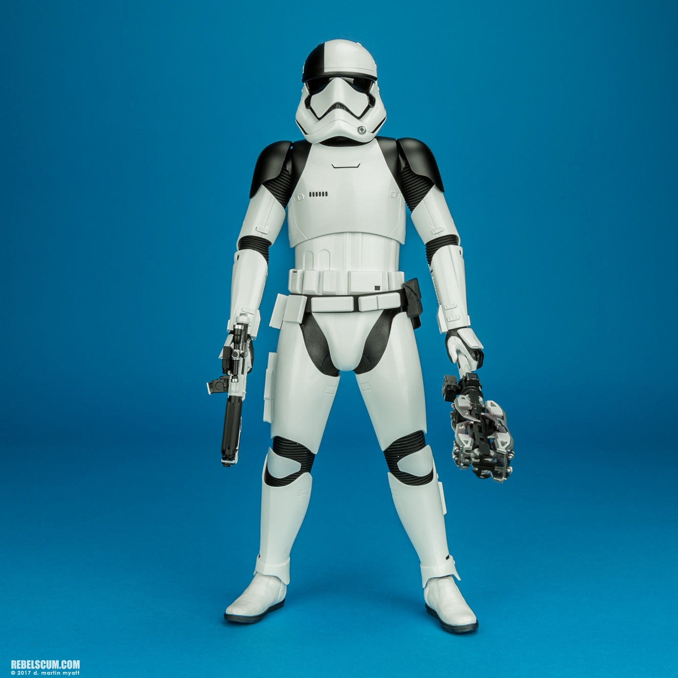 MMS428-Executioner-Trooper-Hot-Toys-The-Last-Jedi-010.jpg