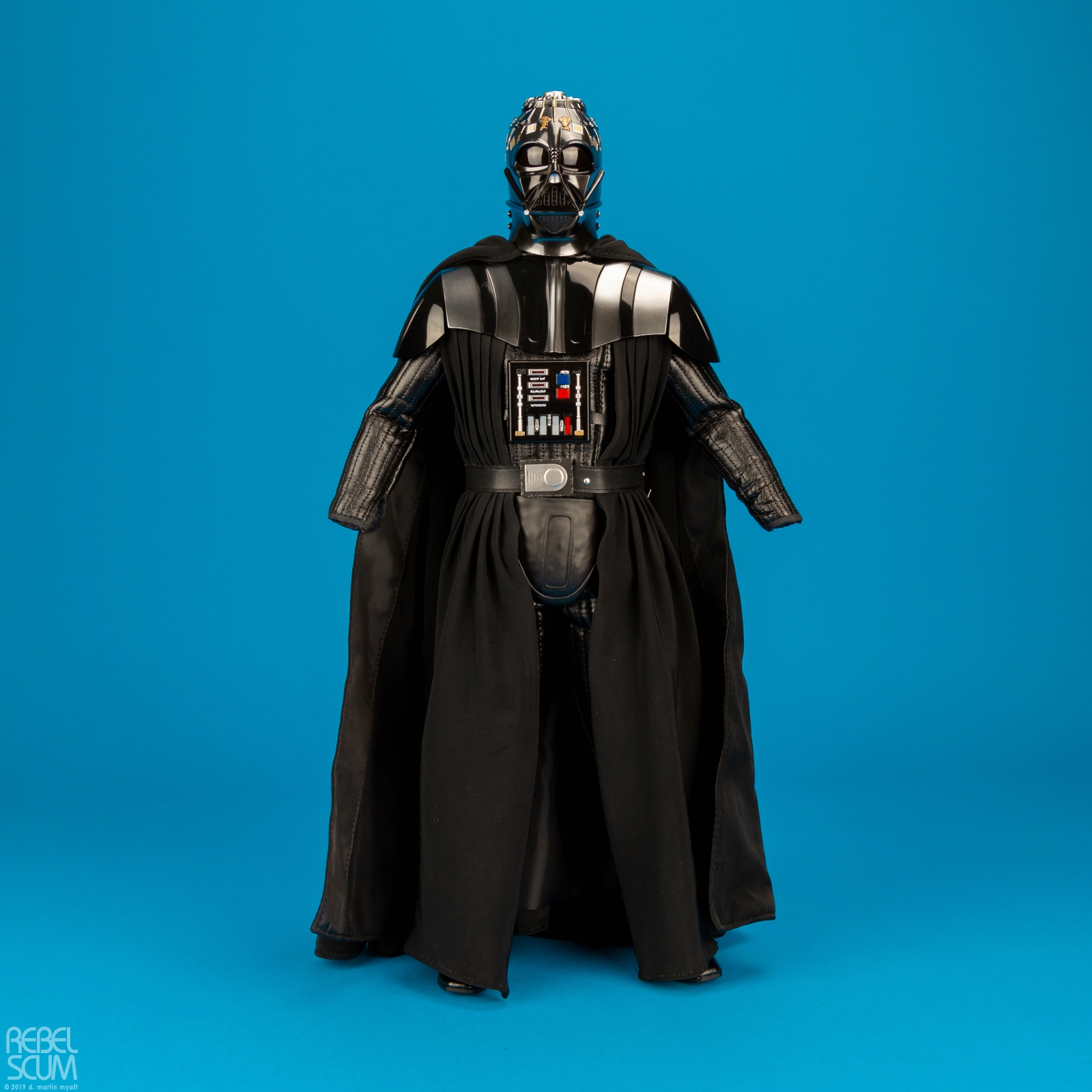 MMS452-Darth-Vader-The-Empire-Strikes-Back-Hot-Toys-009.jpg