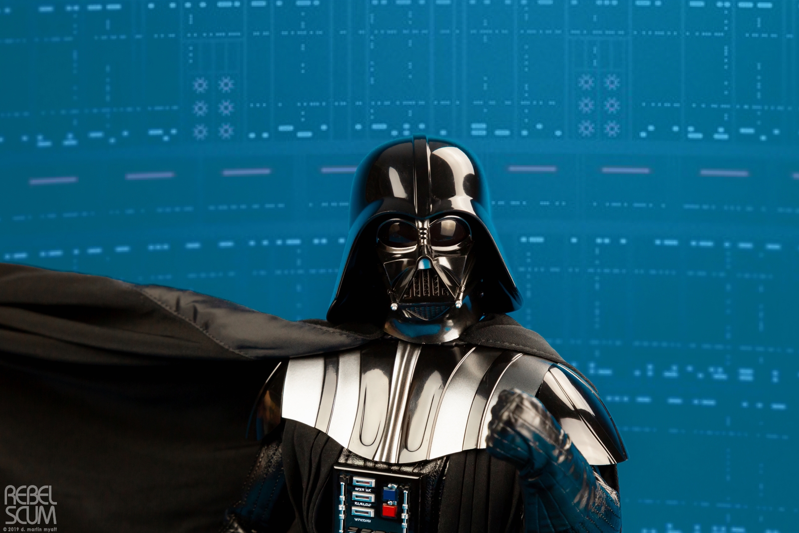 MMS452-Darth-Vader-The-Empire-Strikes-Back-Hot-Toys-023.jpg