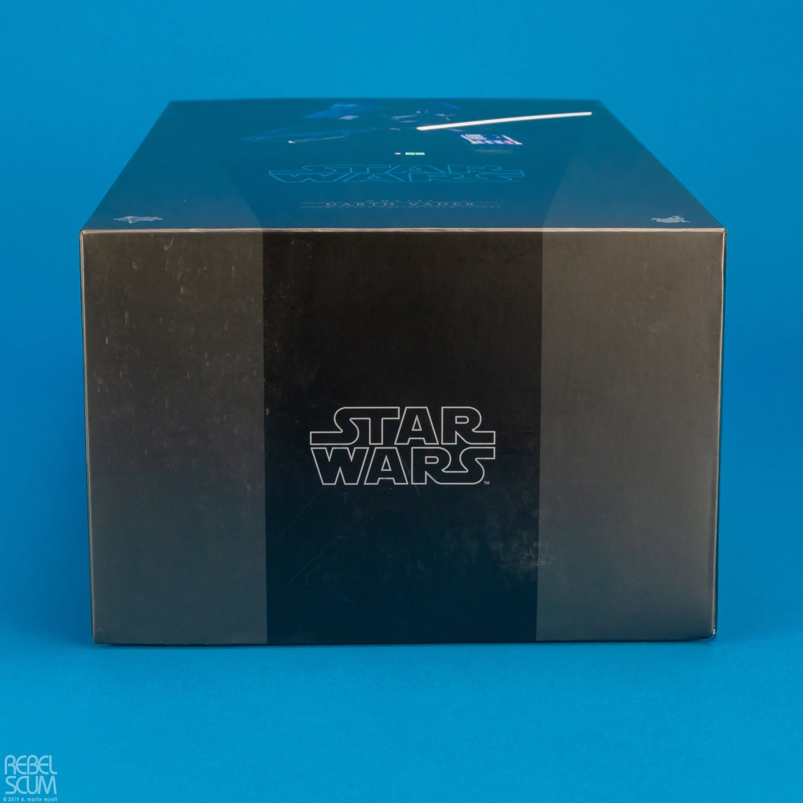 MMS452-Darth-Vader-The-Empire-Strikes-Back-Hot-Toys-037.jpg