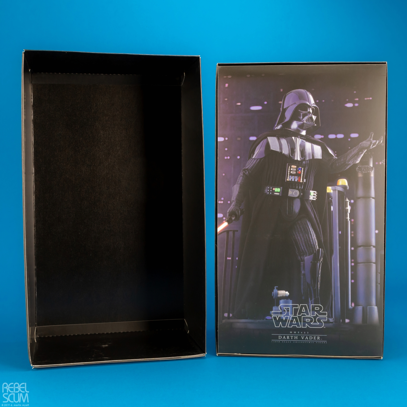 MMS452-Darth-Vader-The-Empire-Strikes-Back-Hot-Toys-039.jpg