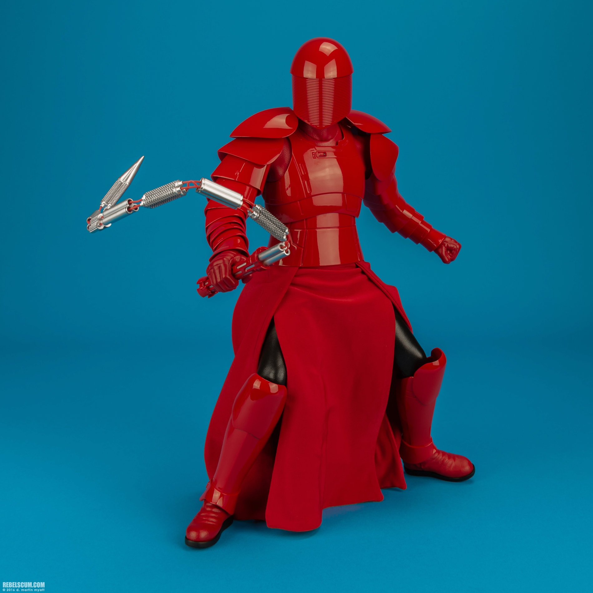 MMS453-Praetorian-Guard-Heavy-Blade-Hot-Toys-Last-Jedi-017.jpg