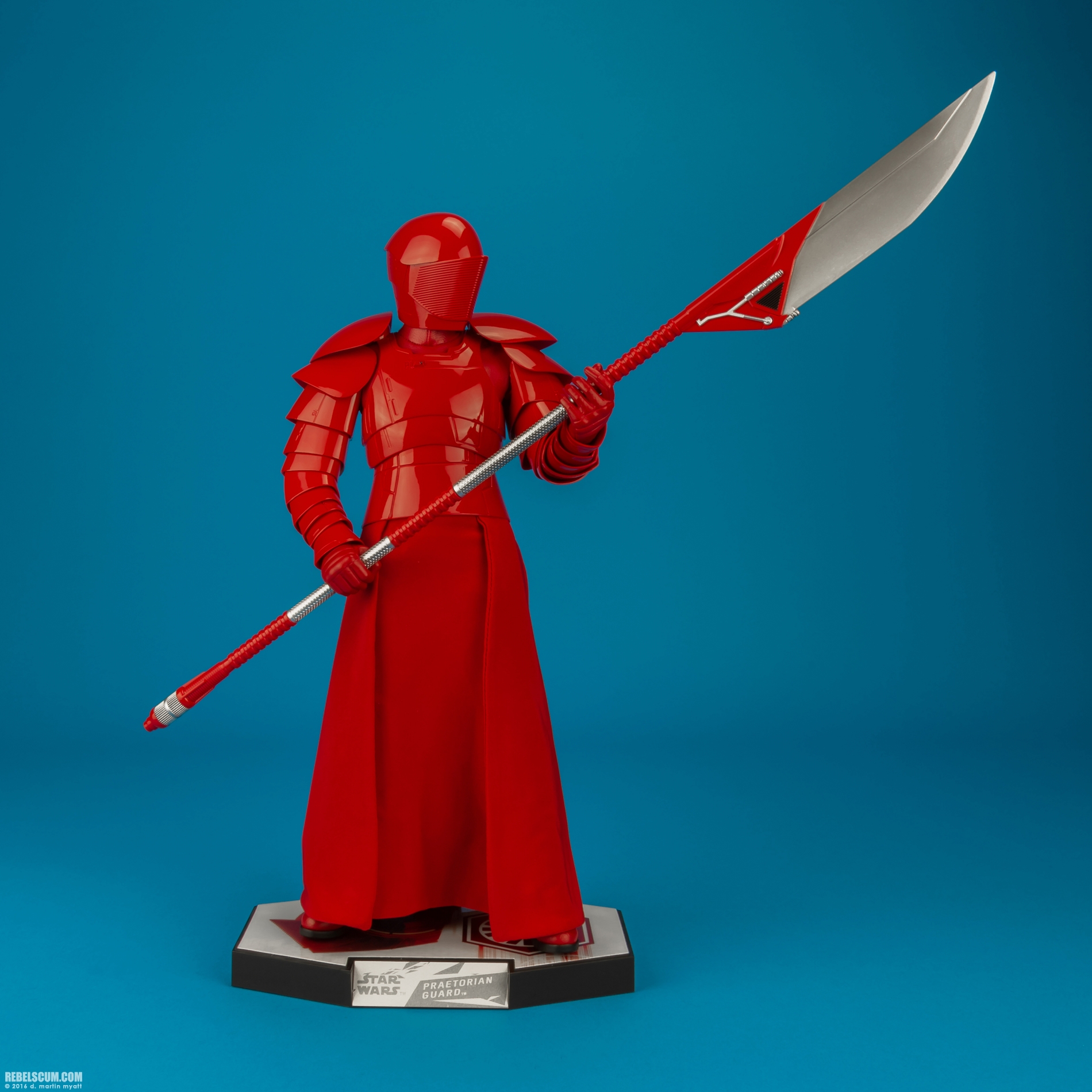 MMS453-Praetorian-Guard-Heavy-Blade-Hot-Toys-Last-Jedi-021.jpg